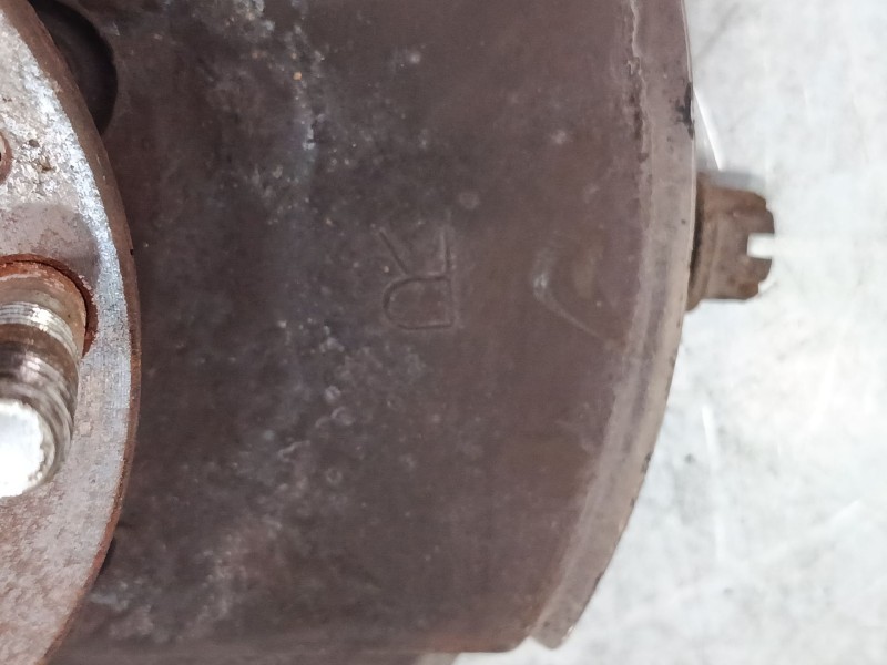 Recambio de mangueta delantera derecha para hyundai tucson (jm) 2.0 referencia OEM IAM   