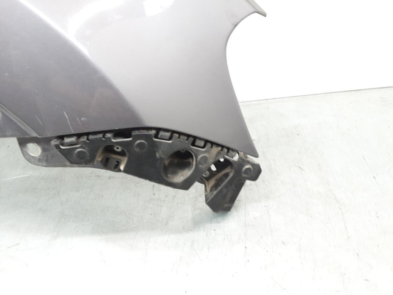 Recambio de aleta delantera derecha para chevrolet orlando (j309) 2.0 d referencia OEM IAM   