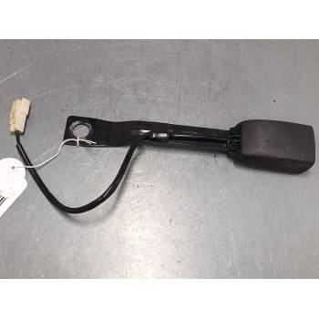 ANCLAJE CINTURON DELANTERO IZQUIERDO 
