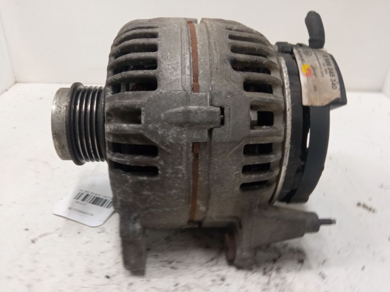 Recambio de alternador para audi a4 b6 avant (8e5) 1.9 tdi referencia OEM IAM 0986045340  