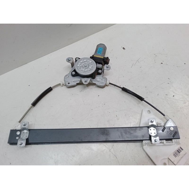 Recambio de elevalunas electrico trasero derecho para ssangyong korando (ck) 2.0 e-xdi referencia OEM IAM 98840CZ010RRRH  