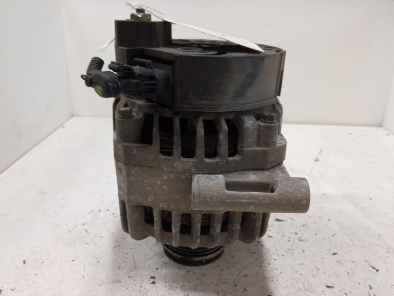 Recambio de alternador para opel corsa d (s07) 1.3 cdti (l08, l68) referencia OEM IAM 13256932  