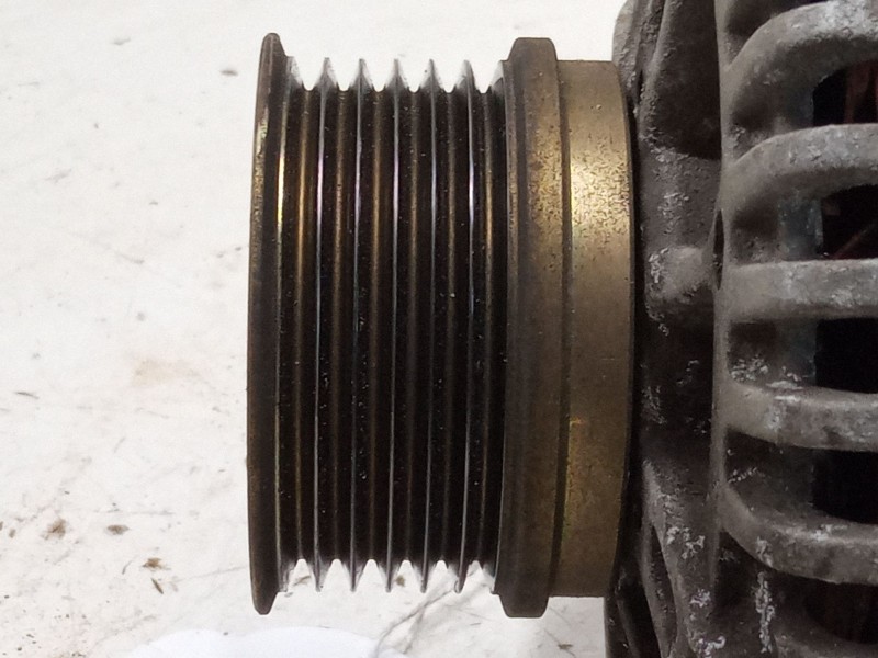 Recambio de alternador para renault scénic ii (jm0/1_) 1.6 16v (jm1r) referencia OEM IAM 8200588648A TG11C055 