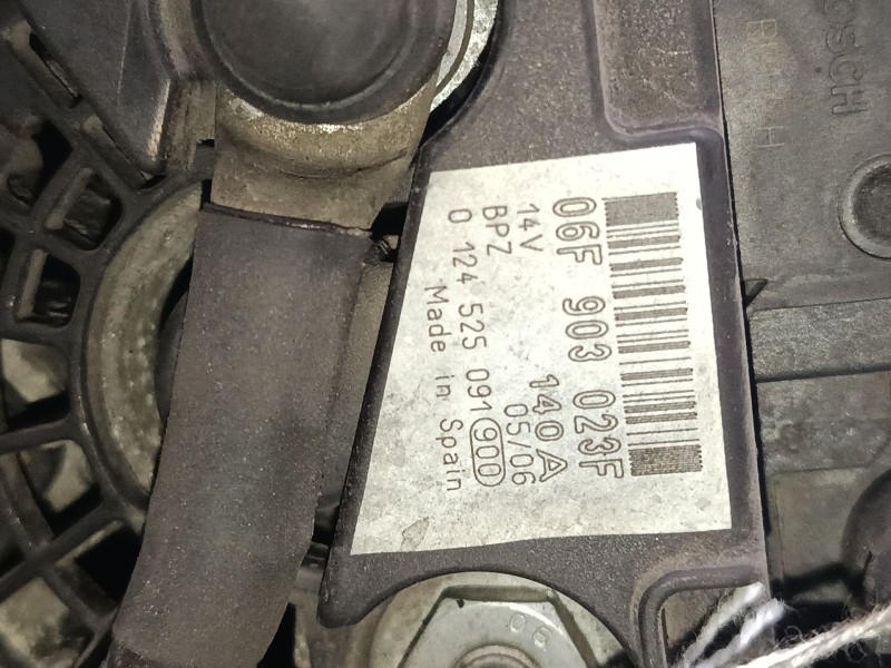Recambio de alternador para volkswagen golf v (1k1) 1.9 tdi referencia OEM IAM 06F903023F 0124525091 
