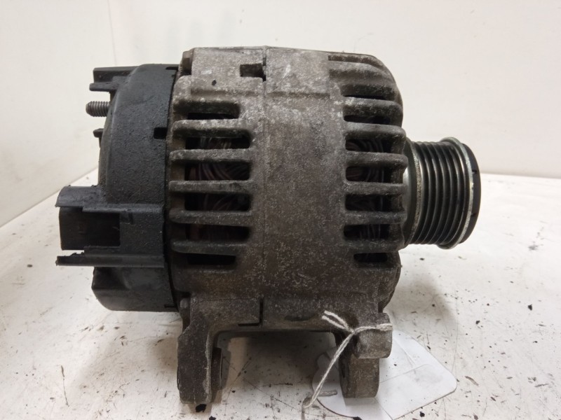 Recambio de alternador para seat altea xl (5p5, 5p8) 2.0 tdi 16v referencia OEM IAM 06F903023C  