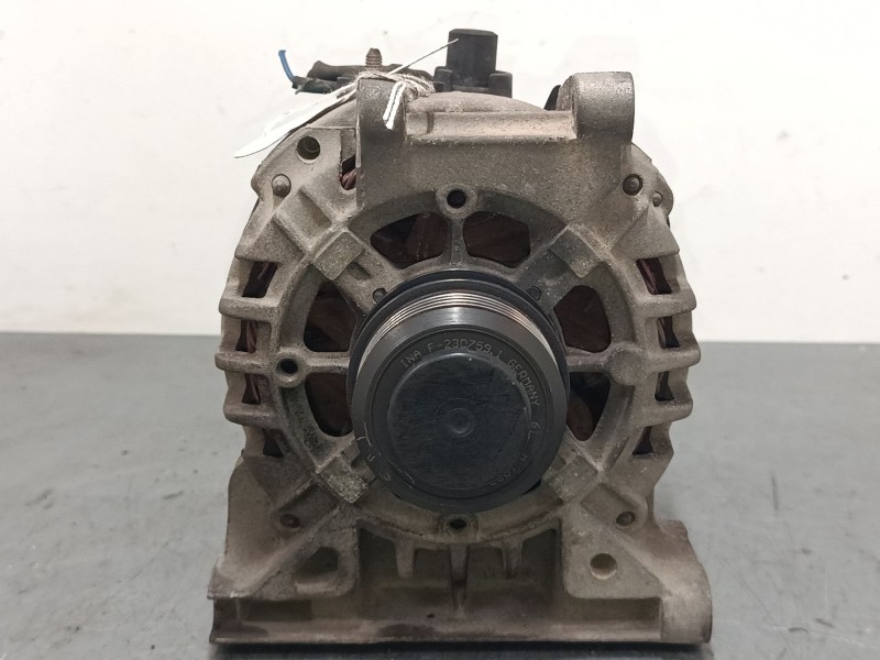 Recambio de alternador para mercedes-benz clase a (w168) a 190 (168.032, 168.132) referencia OEM IAM A0121544302  