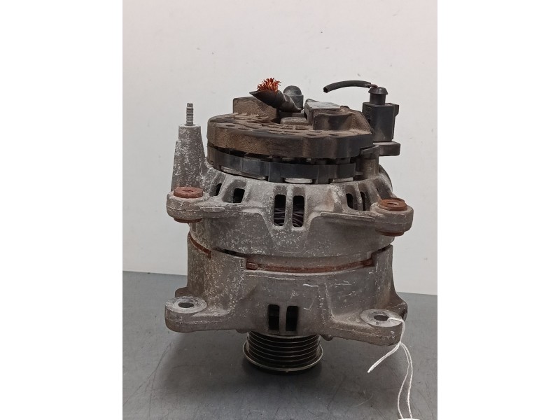 Recambio de alternador para seat ibiza iii (6l1) 1.9 tdi referencia OEM IAM 028903028E  