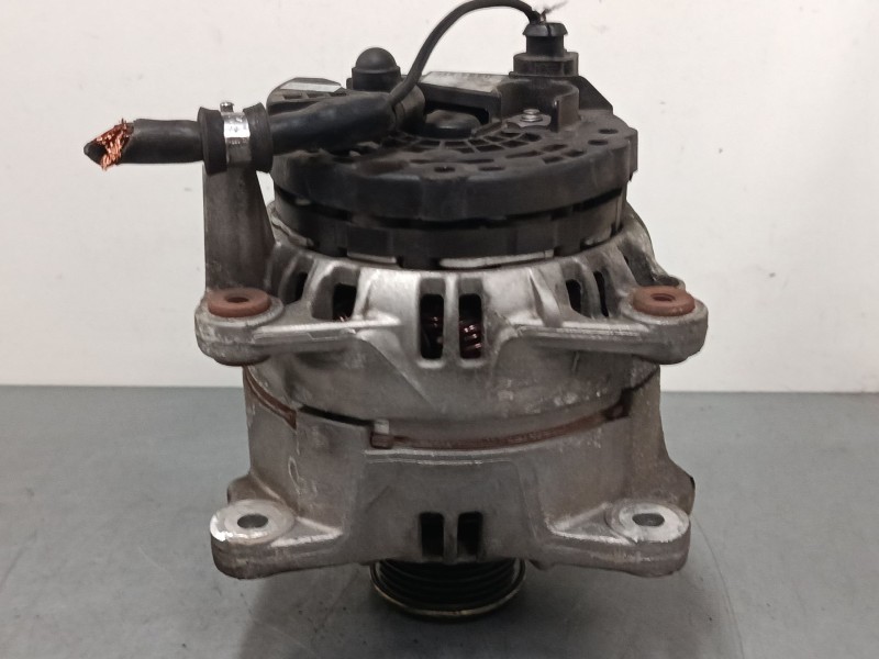Recambio de alternador para volkswagen polo iv (9n_, 9a_) 1.4 tdi referencia OEM IAM 045903023A 0124515022 