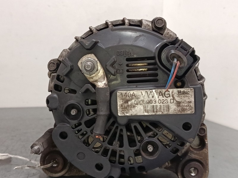 Recambio de alternador para volkswagen polo v (6r1, 6c1) 1.2 tdi referencia OEM IAM 03P903023D  