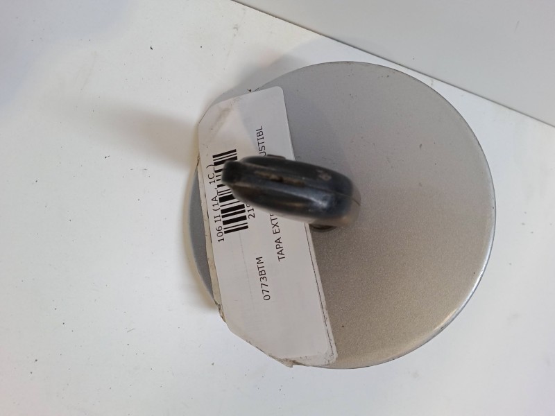 Recambio de tapa exterior combustible para peugeot 106 ii (1a_, 1c_) 1.1 i referencia OEM IAM   