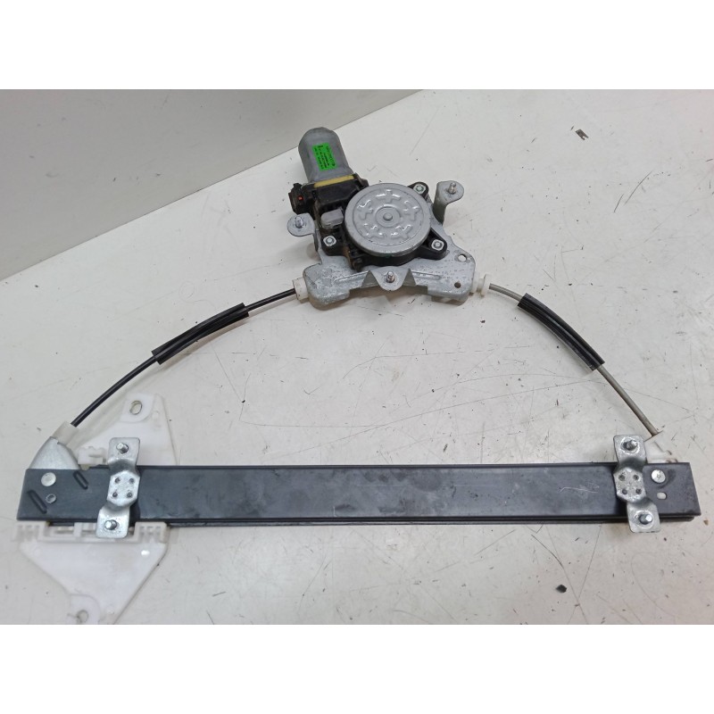 Recambio de elevalunas electrico trasero izquierdo para ssangyong korando (ck) 2.0 e-xdi referencia OEM IAM 98830CZ010RRLH  