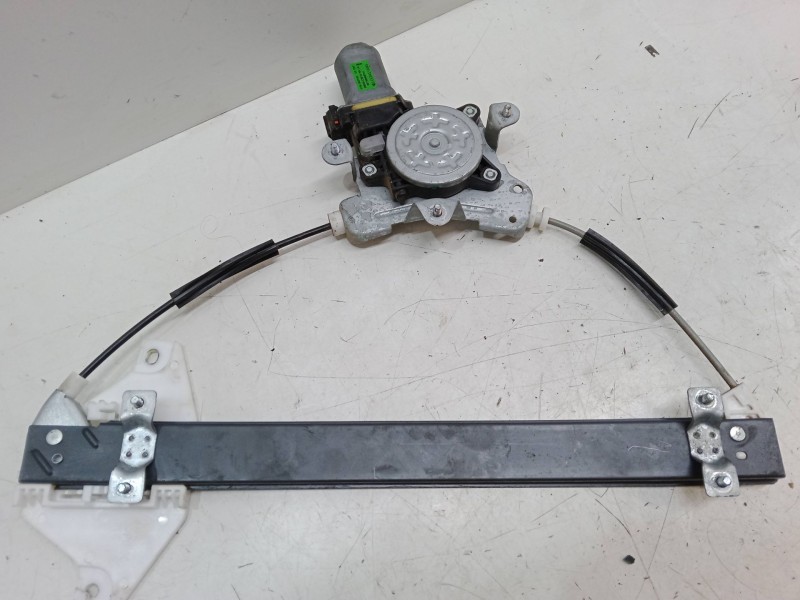 Recambio de elevalunas electrico trasero izquierdo para ssangyong korando (ck) 2.0 e-xdi referencia OEM IAM 98830CZ010RRLH  