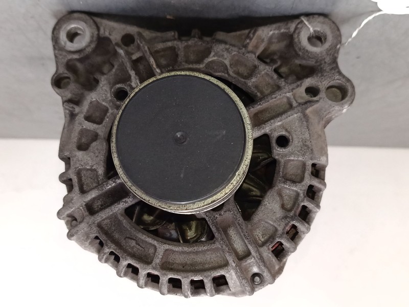 Recambio de alternador para volkswagen golf v (1k1) 1.9 tdi referencia OEM IAM 06F903023F  