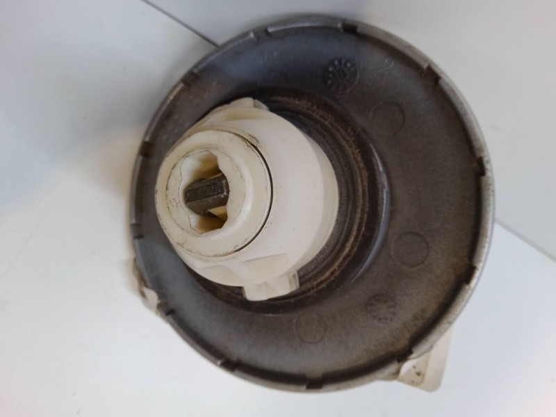 Recambio de tapa exterior combustible para peugeot 106 ii (1a_, 1c_) 1.1 i referencia OEM IAM   