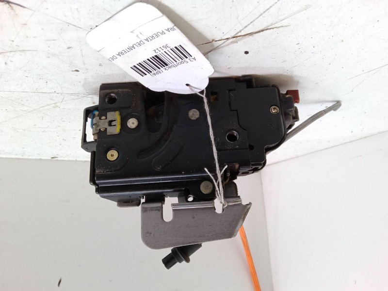 Recambio de cerradura puerta delantera derecha para audi a3 sportback (8pa) 1.6 fsi referencia OEM IAM   