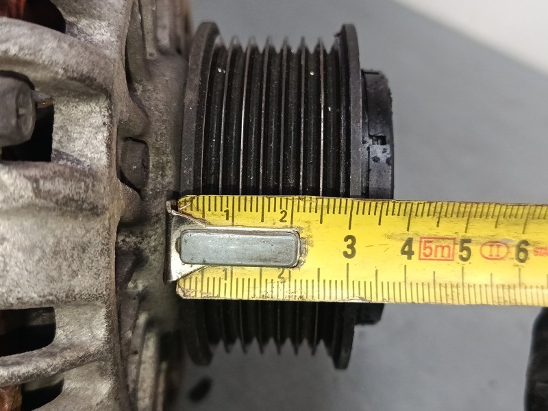 Recambio de alternador para kia sorento i (jc) 2.5 crdi referencia OEM IAM TA000A62401  