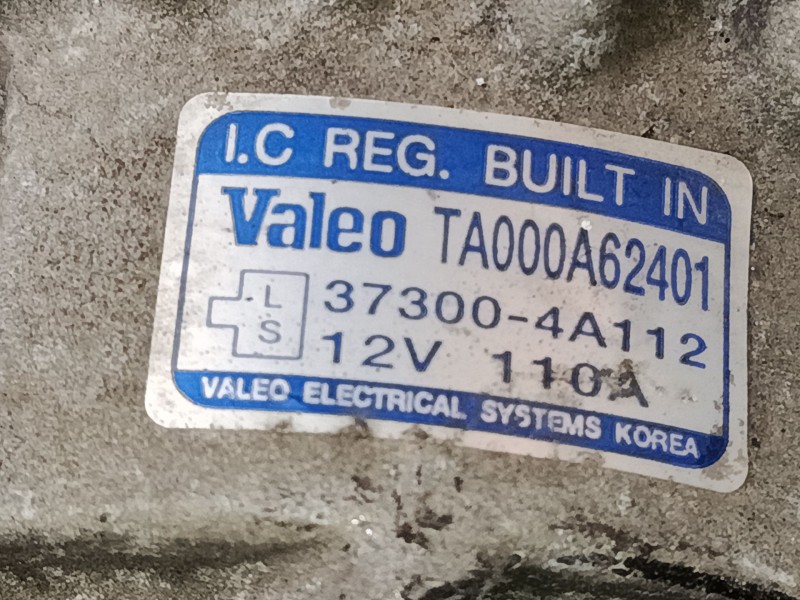 Recambio de alternador para kia sorento i (jc) 2.5 crdi referencia OEM IAM TA000A62401  