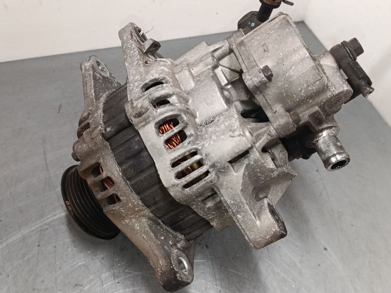 Recambio de alternador para kia sorento i (jc) 2.5 crdi referencia OEM IAM TA000A62401  