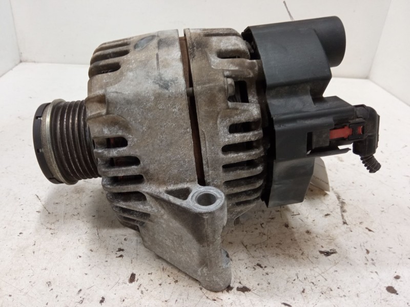 Recambio de alternador para fiat qubo (225_) 1.3 d multijet (225cxb1a, 225axb1a, 225cxb11, 225axb11,... referencia OEM IAM 51880