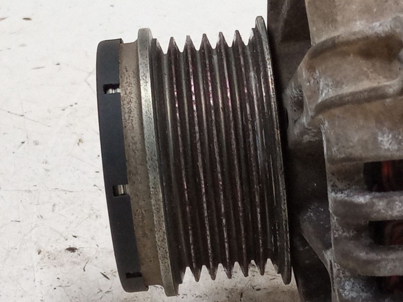 Recambio de alternador para fiat qubo (225_) 1.3 d multijet (225cxb1a, 225axb1a, 225cxb11, 225axb11,... referencia OEM IAM 51880