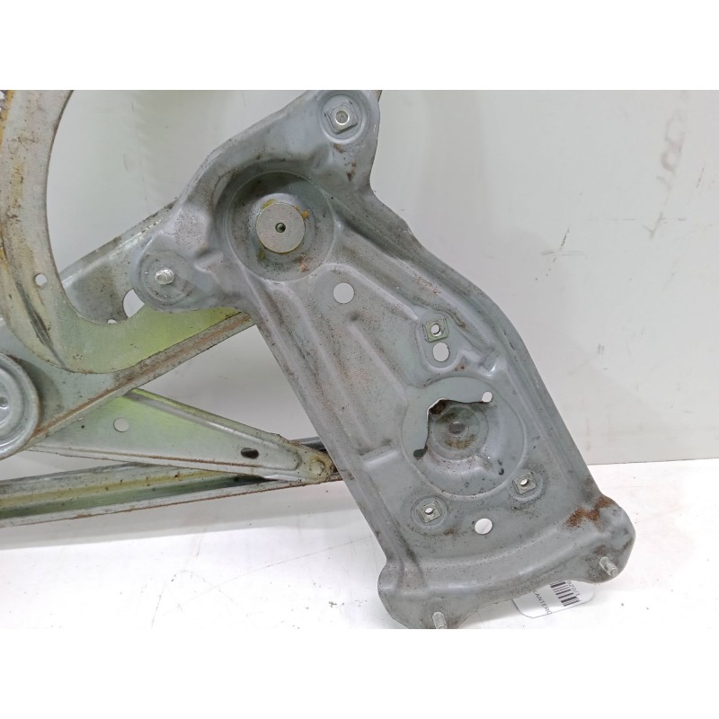 Recambio de elevalunas electrico delantero derecho para renault megane iii hatchback (bz0/1_, b3_) 1.5 dci referencia OEM IAM 96