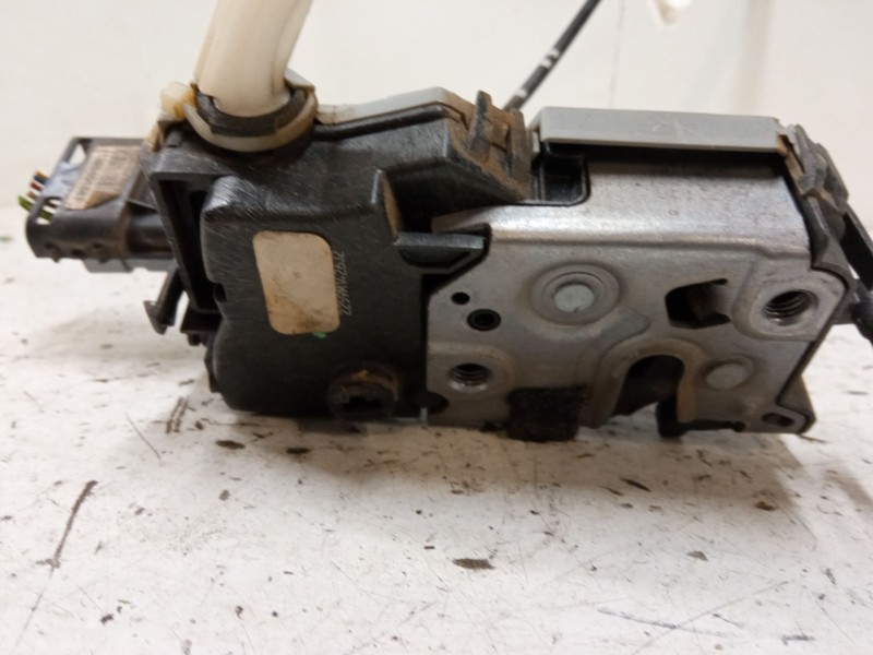 Recambio de cerradura puerta trasera izquierda para peugeot 3008 i monospace (0u_) 1.6 vti referencia OEM IAM   