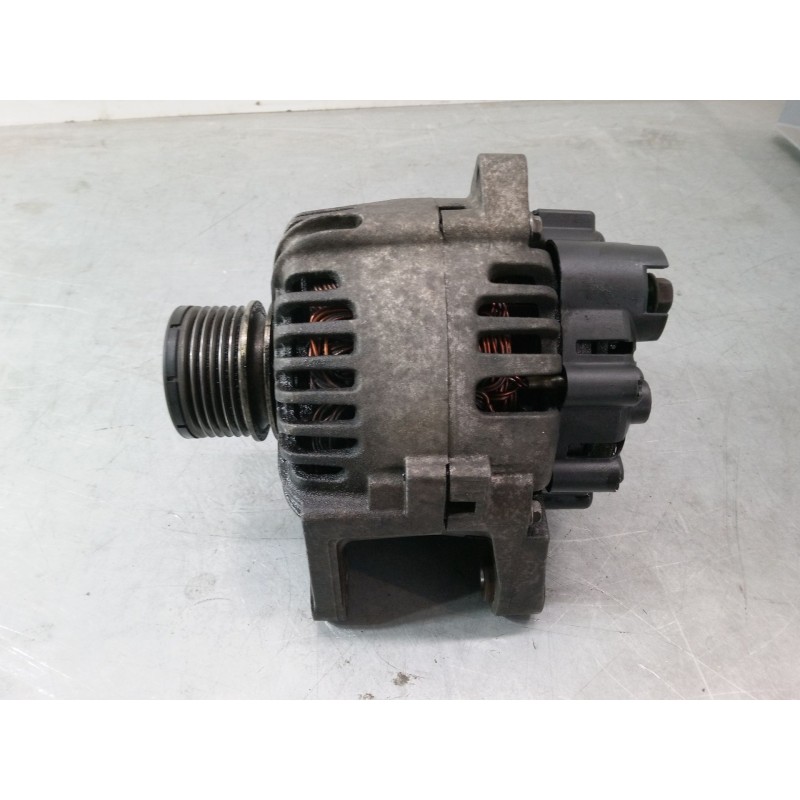 Recambio de alternador para renault megane ii sedán (lm0/1_) 1.5 dci (lm1f) referencia OEM IAM 8200410681B  