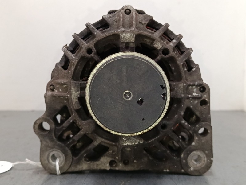 Recambio de alternador para seat leon (1m1) 1.9 tdi referencia OEM IAM 038903024E  