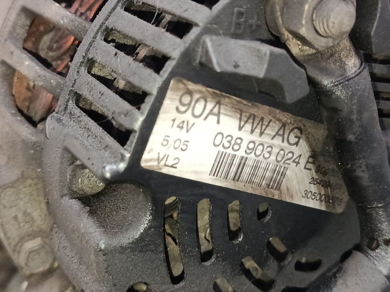 Recambio de alternador para seat leon (1m1) 1.9 tdi referencia OEM IAM 038903024E  