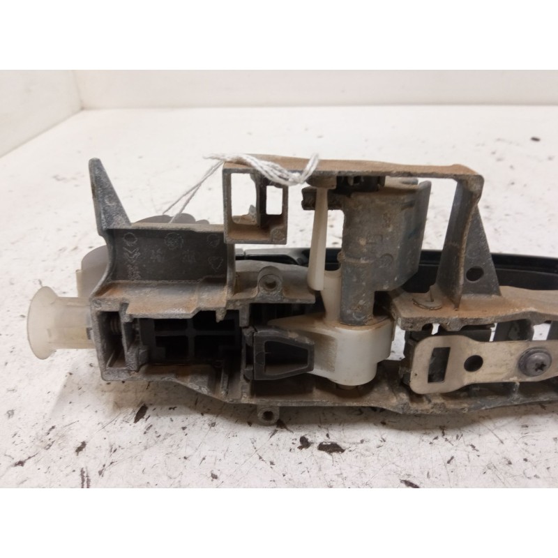 Recambio de maneta exterior puerta trasera izquierda para peugeot 3008 i monospace (0u_) 1.6 vti referencia OEM IAM   