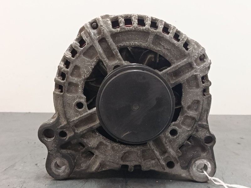 Recambio de alternador para audi a3 (8p1) 1.9 tdi referencia OEM IAM 06F903023F  