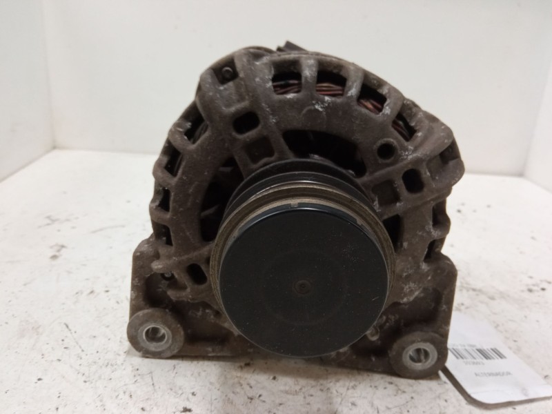 Recambio de alternador para renault clio iv (bh_) 1.2 16v referencia OEM IAM 231003730R  