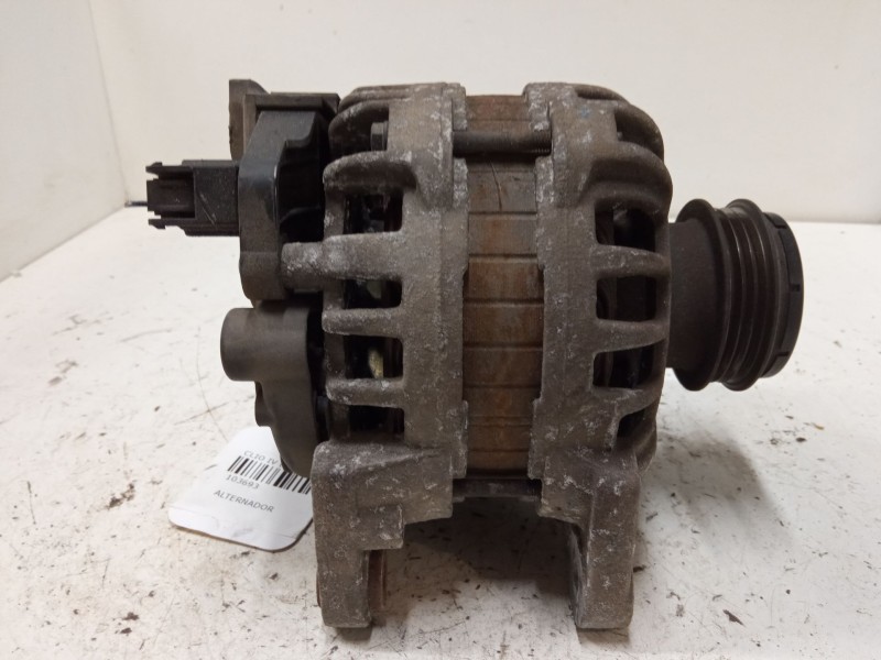 Recambio de alternador para renault clio iv (bh_) 1.2 16v referencia OEM IAM 231003730R  