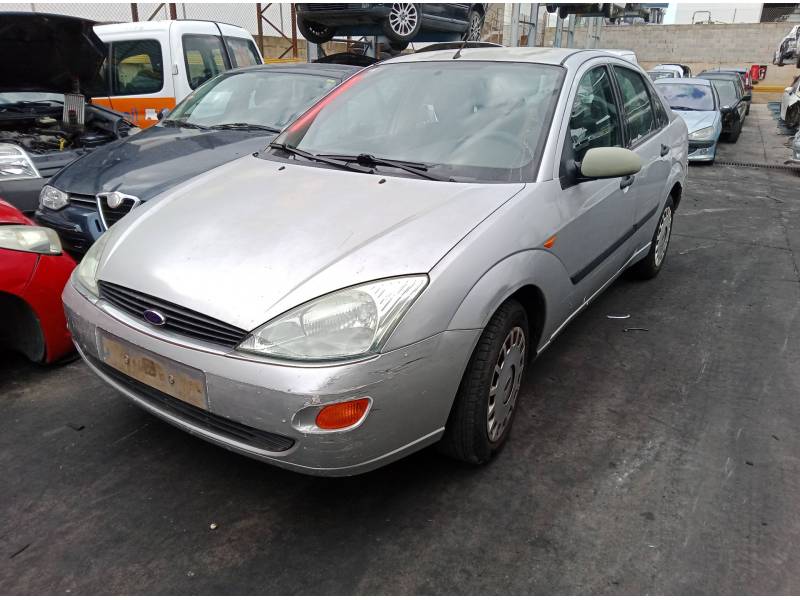 FORD FOCUS I SEDÁN (DFW)