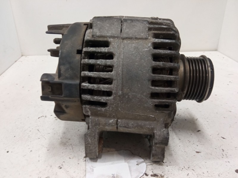Recambio de alternador para audi a3 (8p1) 2.0 tdi 16v referencia OEM IAM 06F903023C  