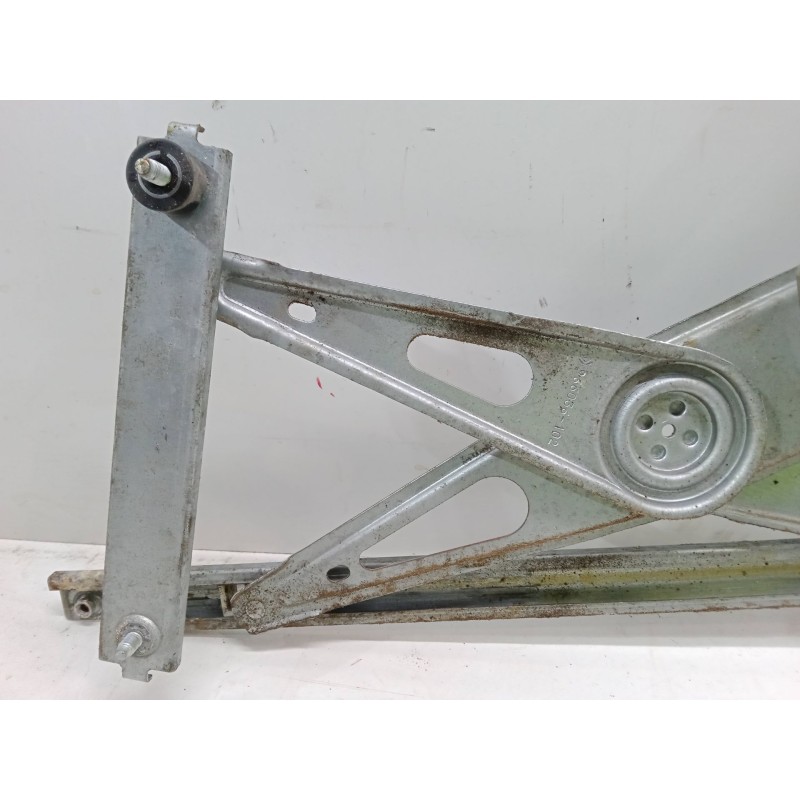Recambio de elevalunas electrico delantero derecho para renault megane iii hatchback (bz0/1_, b3_) 1.5 dci referencia OEM IAM 96
