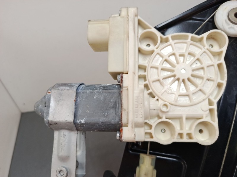 Recambio de elevalunas electrico trasero derecho para bmw 7 (e65, e66, e67) 730 i, li referencia OEM IAM   