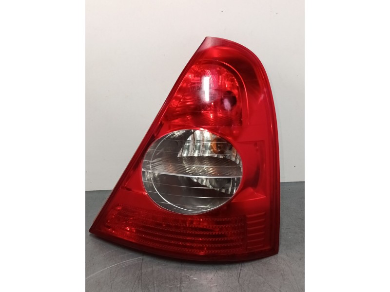 Recambio de piloto trasero derecho para renault clio ii (bb_, cb_) 1.2 16v (bb05, bb0w, bb11, bb27, bb2t, bb2u, bb2v, cb05,... r