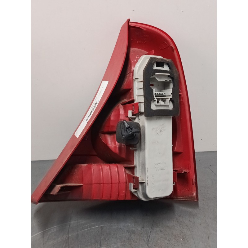 Recambio de piloto trasero izquierdo para renault clio ii (bb_, cb_) 1.2 16v (bb05, bb0w, bb11, bb27, bb2t, bb2u, bb2v, cb05,...