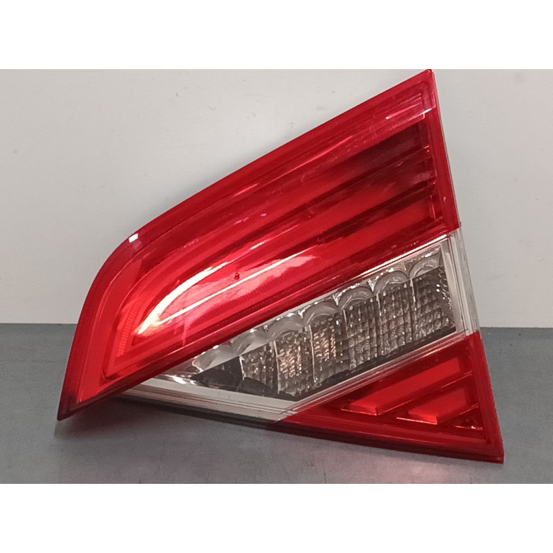 Recambio de piloto trasero porton derecho para skoda superb ii (3t4) 2.0 tdi 16v referencia OEM IAM 3T5945094A  