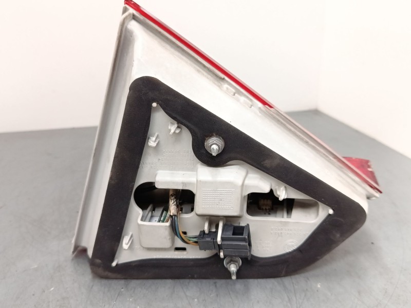 Recambio de piloto trasero porton izquierdo para skoda superb ii (3t4) 2.0 tdi 16v referencia OEM IAM   