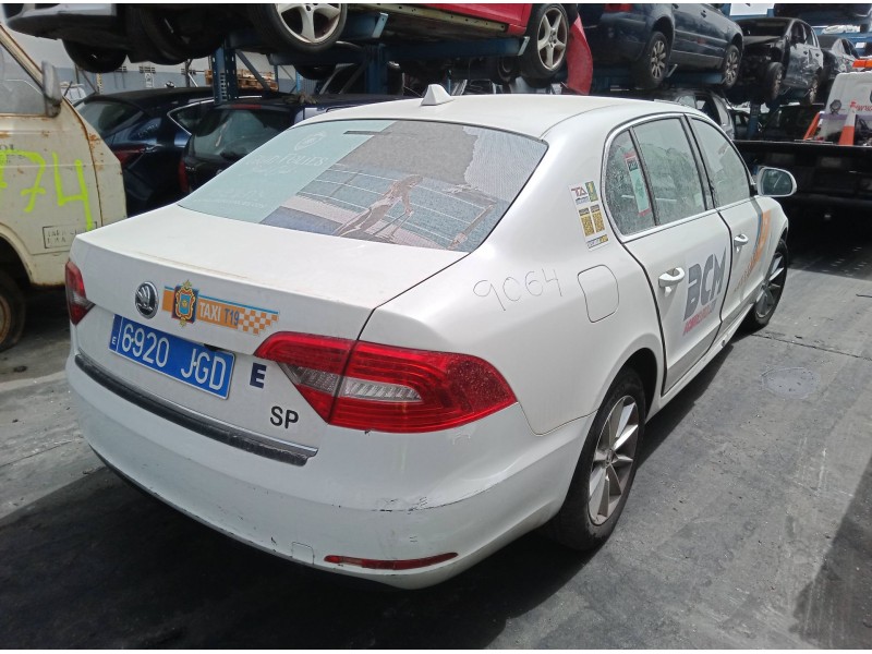 skoda superb ii (3t4) del año 2015