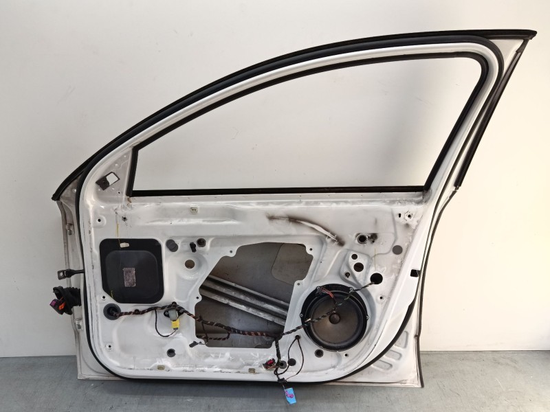Recambio de puerta delantera derecha para skoda superb ii (3t4) 2.0 tdi 16v referencia OEM IAM   