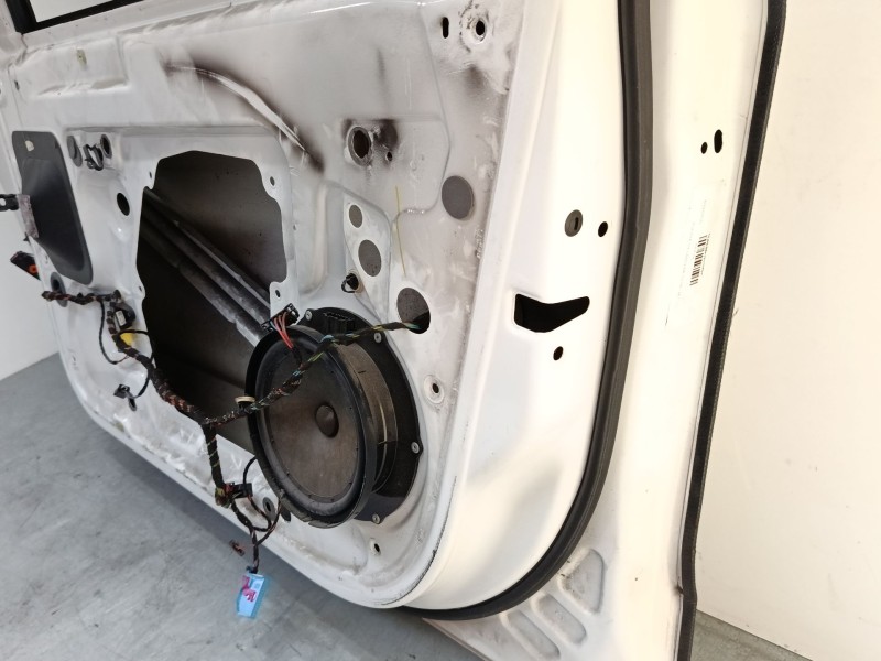 Recambio de puerta delantera derecha para skoda superb ii (3t4) 2.0 tdi 16v referencia OEM IAM   