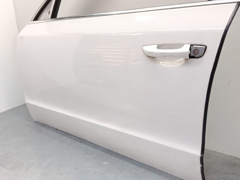 Recambio de puerta delantera izquierda para skoda superb ii (3t4) 2.0 tdi 16v referencia OEM IAM   