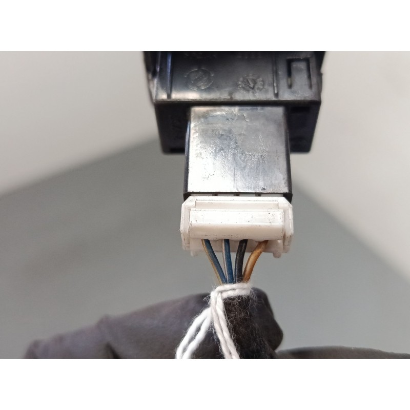 Recambio de mando elevalunas delantero izquierdo para fiat panda furgoneta/hatchback (169_) 1.2 bipower (169cxb1a) referencia OE