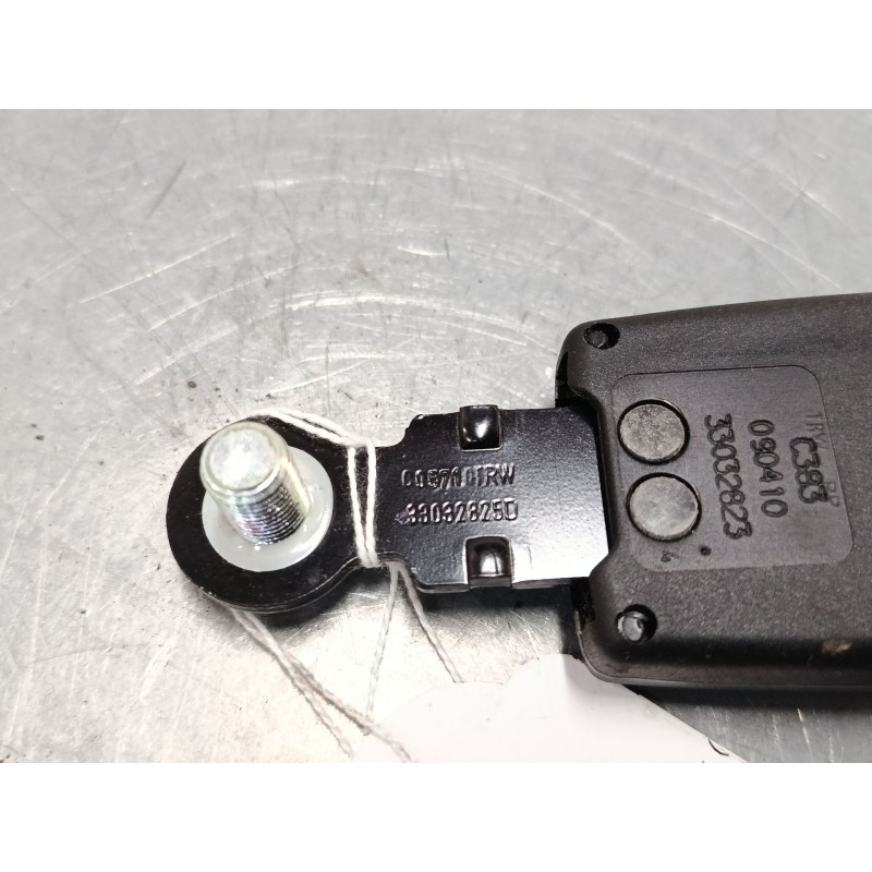 Recambio de anclaje cinturon delantero derecho para fiat panda furgoneta/hatchback (169_) 1.2 bipower (169cxb1a) referencia OEM 