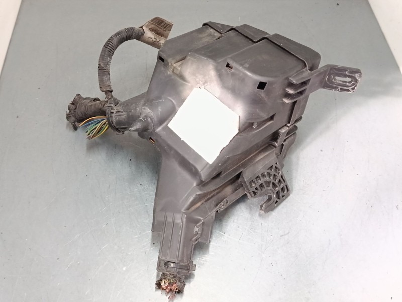 Recambio de caja reles / fusibles para ford fiesta vi (cb1, ccn) 1.4 tdci referencia OEM IAM 7154595030  