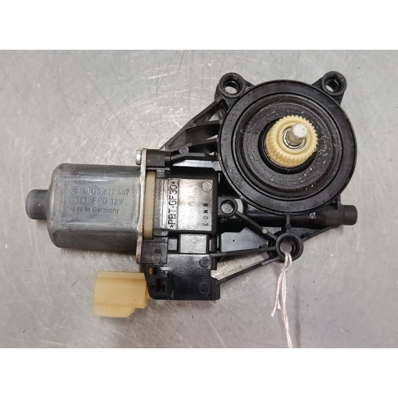 Recambio de motor elevaluna delantero derecho para ford fiesta vi (cb1, ccn) 1.4 tdci referencia OEM IAM 0130822407  