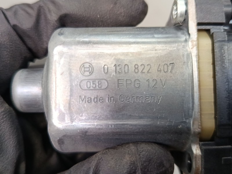 Recambio de motor elevaluna delantero derecho para ford fiesta vi (cb1, ccn) 1.4 tdci referencia OEM IAM 0130822407  